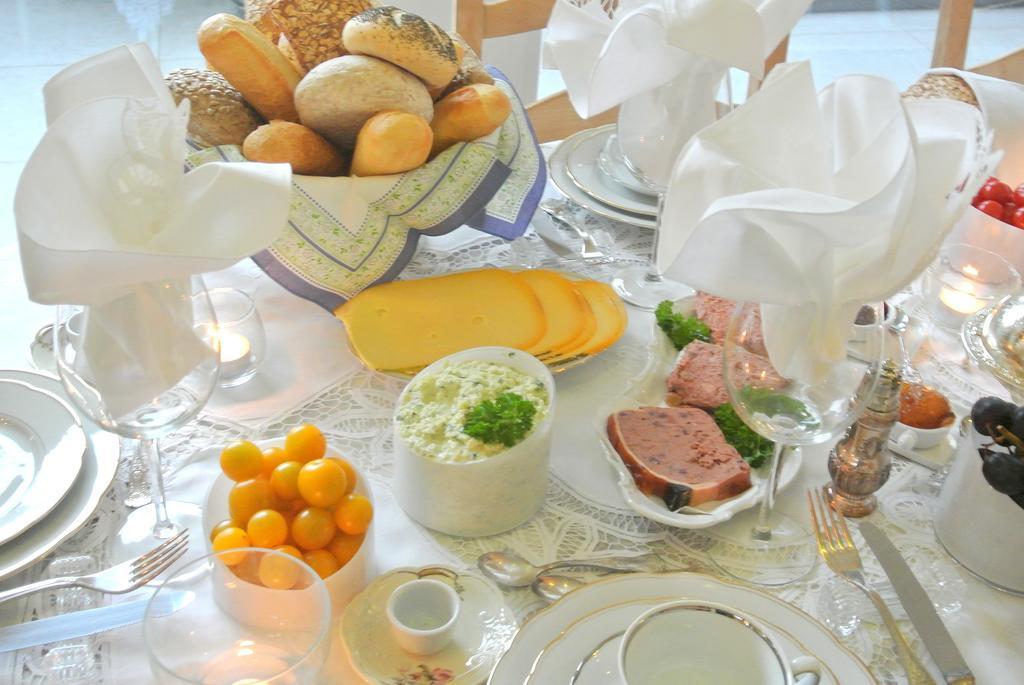 B&B Azee ออสเทนด์ ภายนอก รูปภาพ