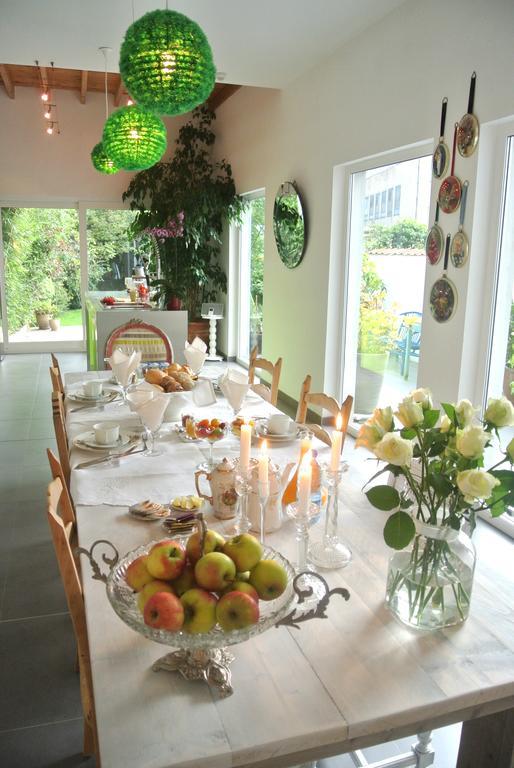 B&B Azee ออสเทนด์ ภายนอก รูปภาพ